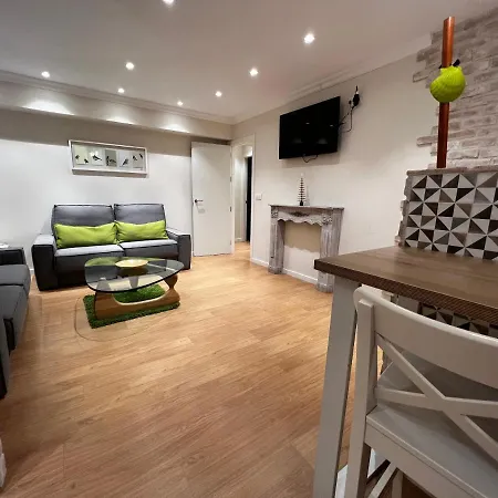 Rentxacobeo Apartment *